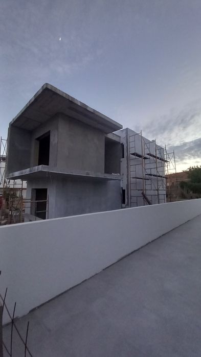 Sou oficial  do capotu ,tenho uma equipa  valiosa pra teu trabalho,