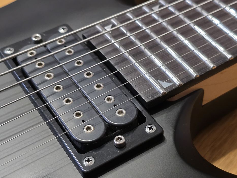 Заряджений семи струнний Jackson js22 7 dimarzio , Сталеві ладиl