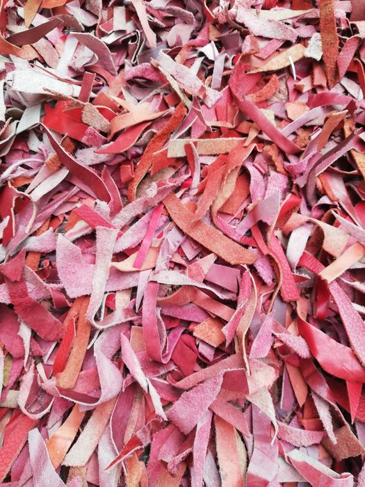 Red Leather Rug64584901805954122