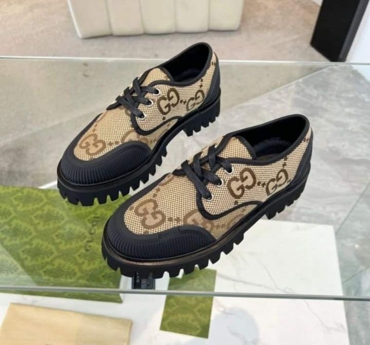 Nowe buty gucci -wysyłka z Polski