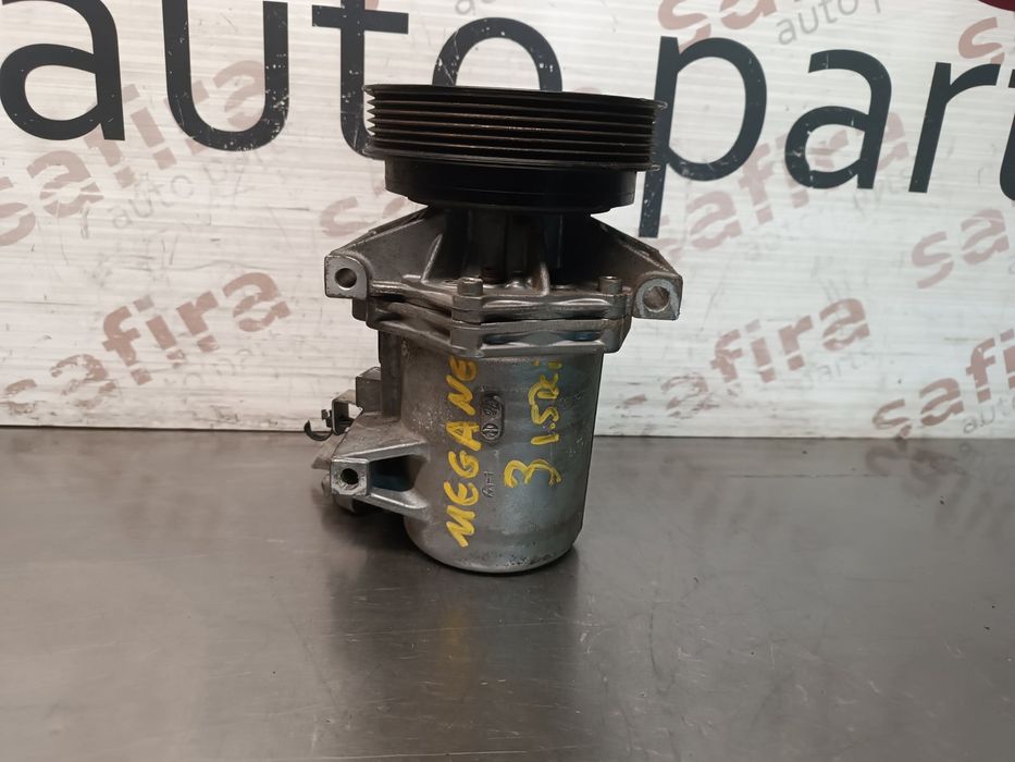 Compressor Ar Condicionado DACIA SANDERO II 1.5 dCi (63 kW / 84 cv) [01.2013 - ...] 1.5 dCi (63 kW / 84 cv) [01.2013 - ...] - 8201025121 1.5 dCi (63 k