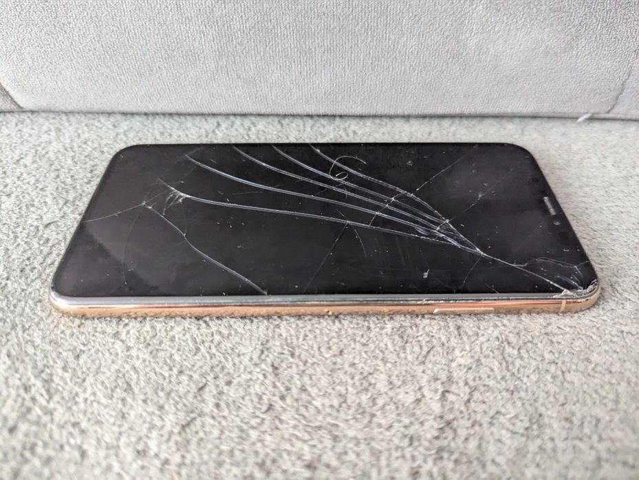 IPhone XS Max 512 GB uszkodzony ekran