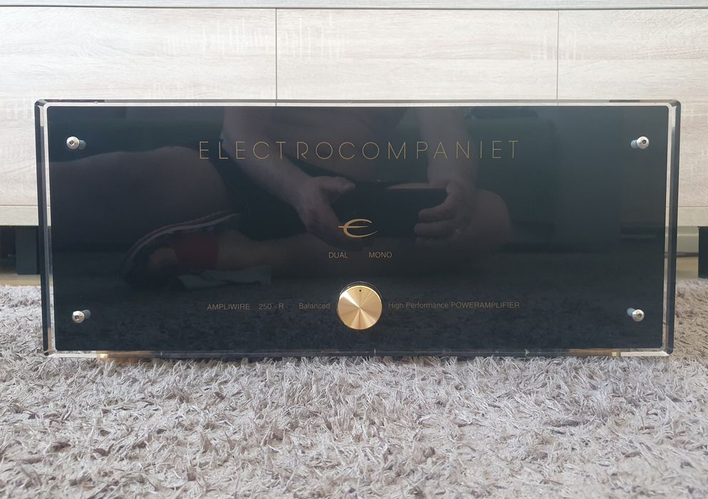 Końcówka mocy Electrocompaniet AW 250R