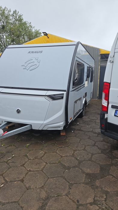 Przyczepa kempingowa Knaus 450 ,2025 rok. Spalony srodek