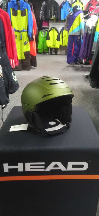 Kask narciarski UVEX LEGEND 2.0 56