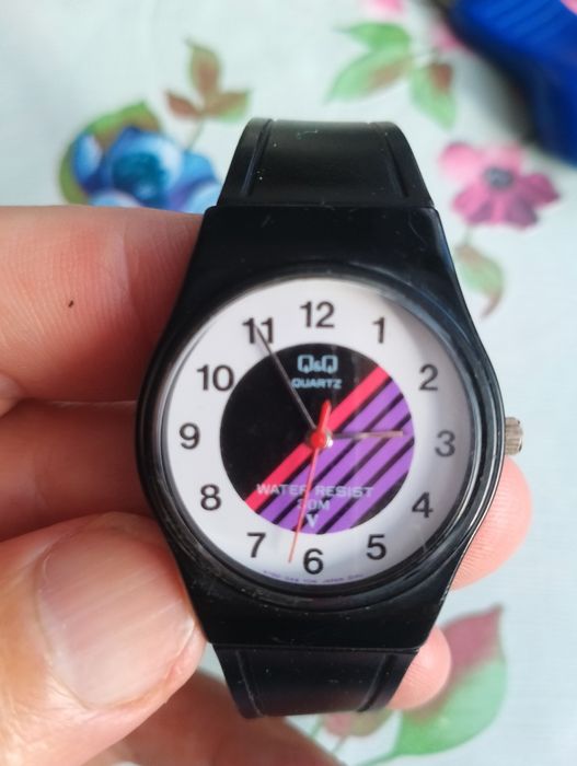 Damski zegarek Q&Q (Citizen)