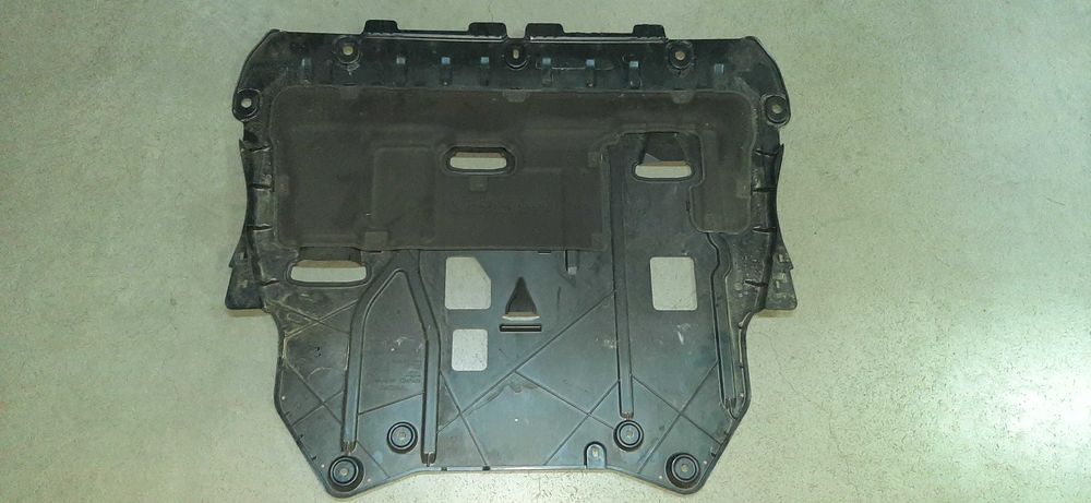 Захист плита під двигун Volvo xc40, 8892069445, 32241301, 32352480
