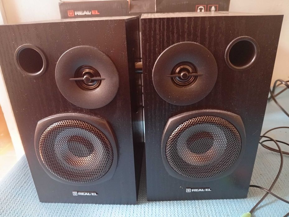 Аудио колонки 2.0 REAL-EL S235 18W Black