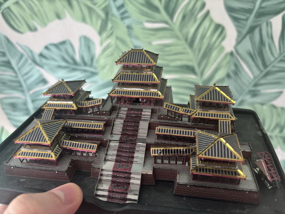 Металический конструктор (собраный)