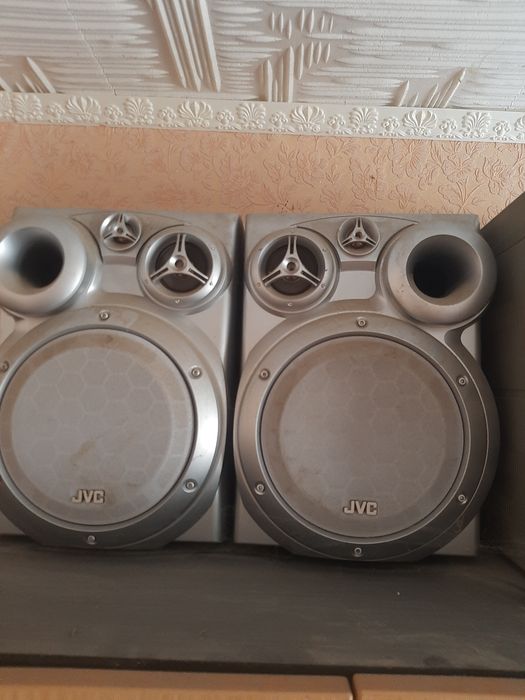 Продам Магнитофон JVC