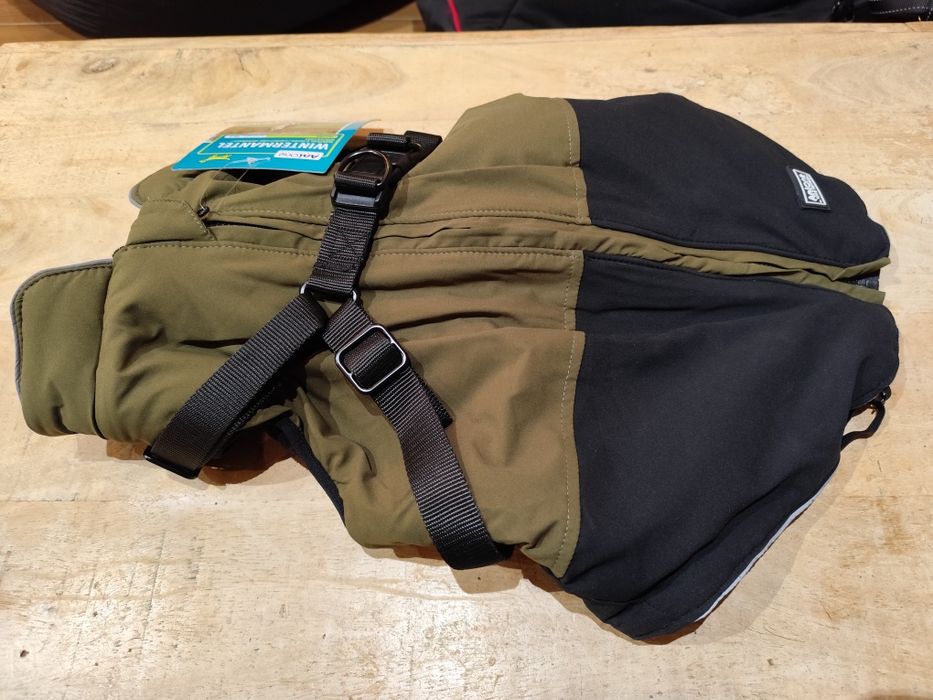 AniOne płaszczyk zimowy dla psa z szelkami Tristan 40 cm