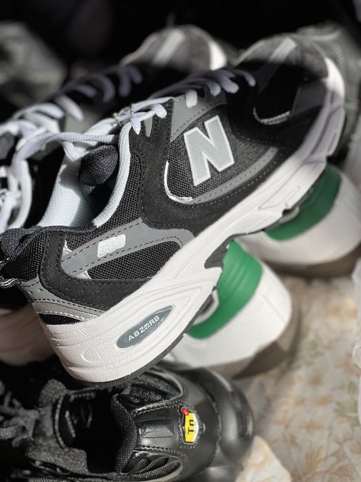 Tenis a venda bom preços  tamanho. 40 a 42