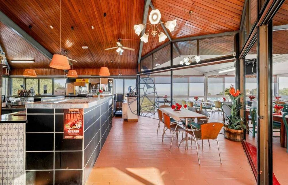 Fully Furnished Restaurant for sale Monchique Algarve Residencial Commercial business property