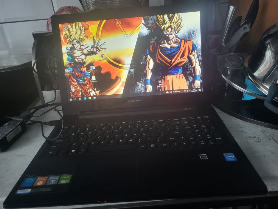 Laptop Lenovo G50-30 sprawny ladny komplet