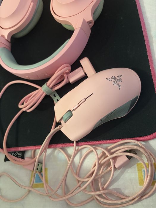 Conjunto Razer Rosa