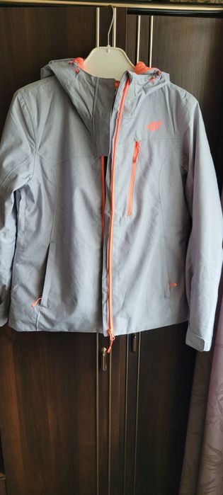 Nowa kurtka narciarska 4f damska z metkami