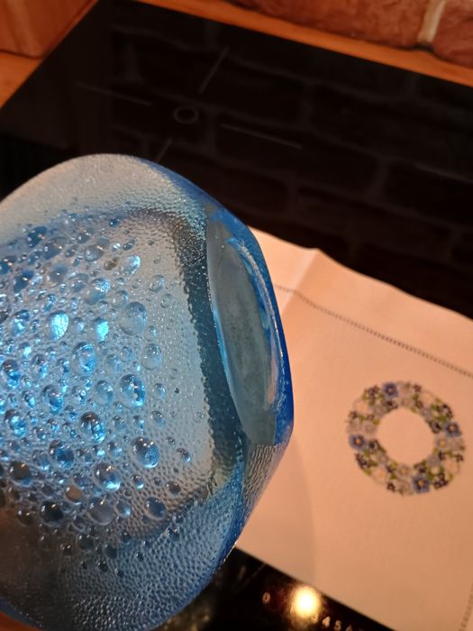 wazon z serii Asteroid Ząbkowice