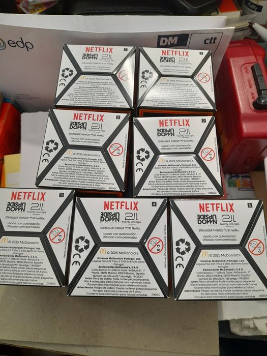 Bonecos STRANGER THINGS McDonald's Colecção 6 figuras Eleven, Dustin