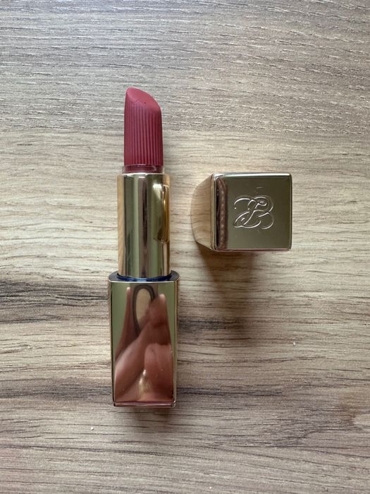 Estee Lauder pomadka matowa 420