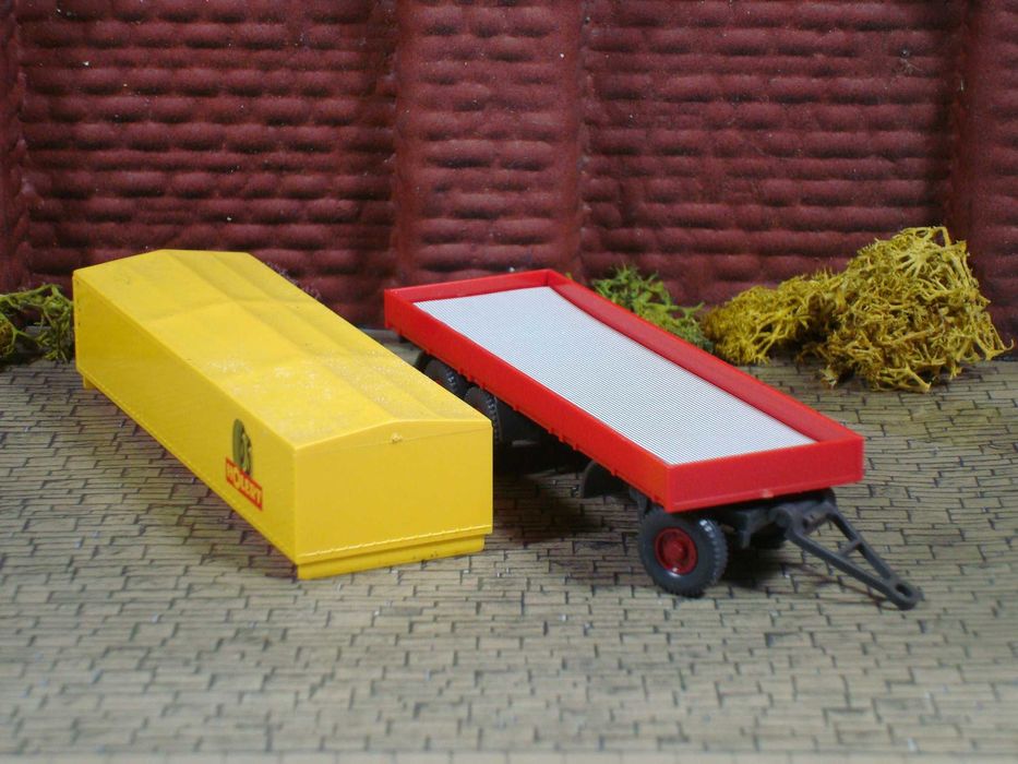 Wiking - Reboque Plataforma/Atrelado 3 Eixos com Cobertura / Usado