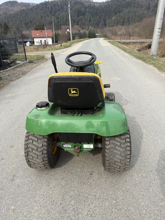 John Deere LT 166