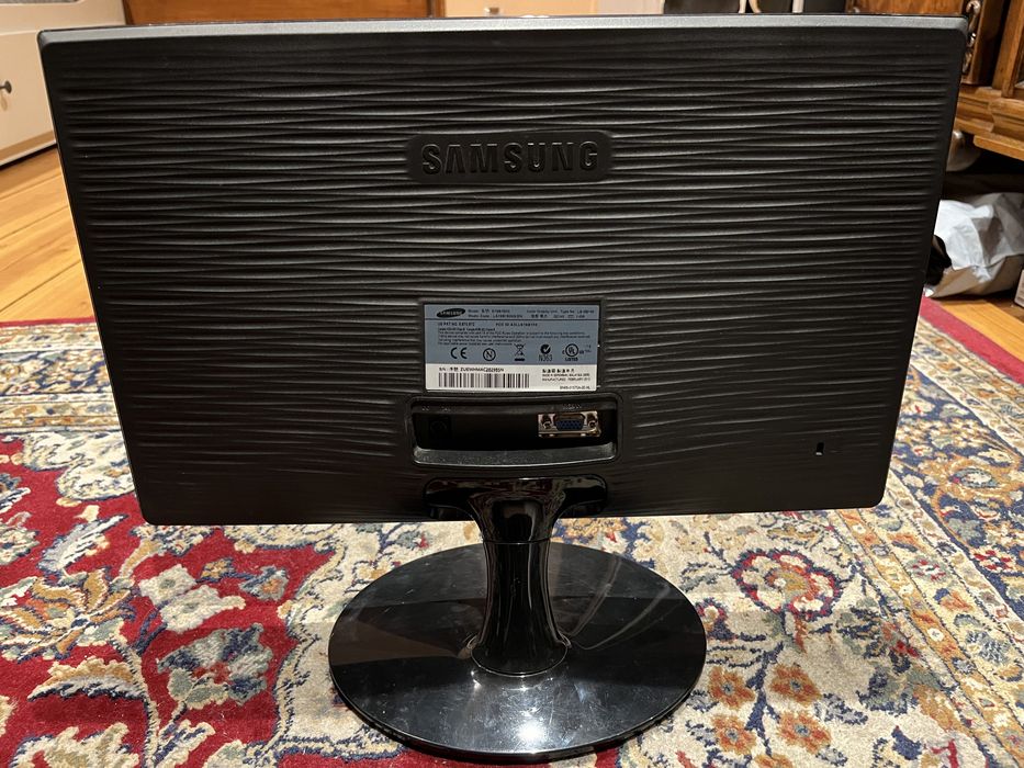Monitor Samsung S19B150N czarny