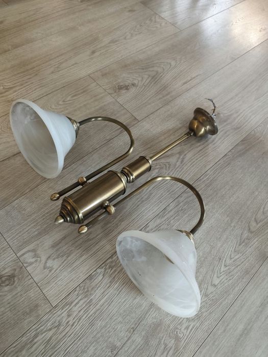 Stary żyrandol lampa