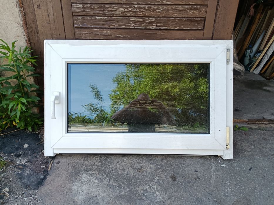 Okno pcv 102x64 prawe