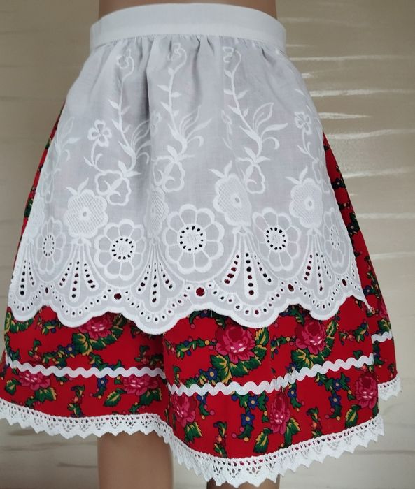 Spódnica góralska z bawelnianą  zapaską