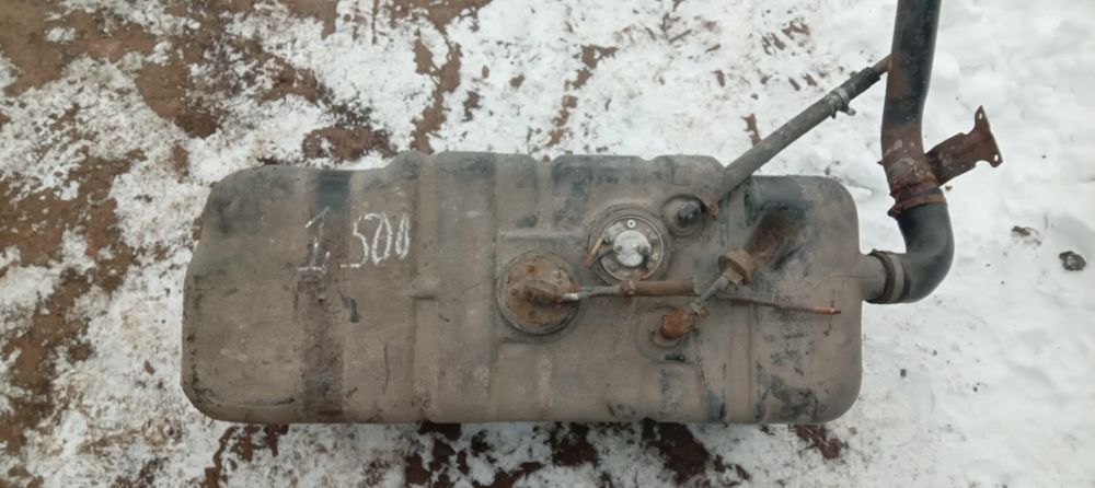 Бензобак(пластик) сиденья на Газель