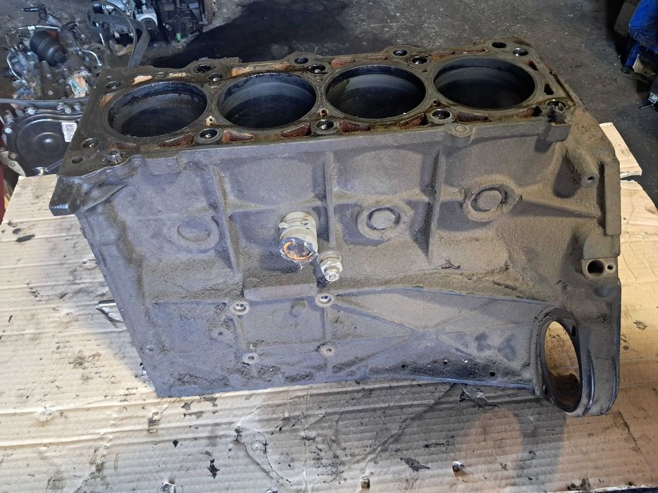 Блок Mercedes 2.2 cdi OM 611 \ 646 Vito Sprinter