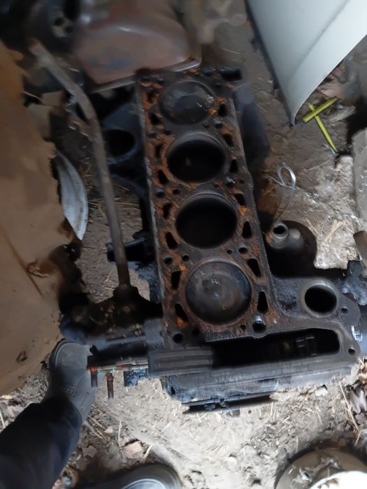 2 жигулёвских блока взборе, 3 кардана, бак