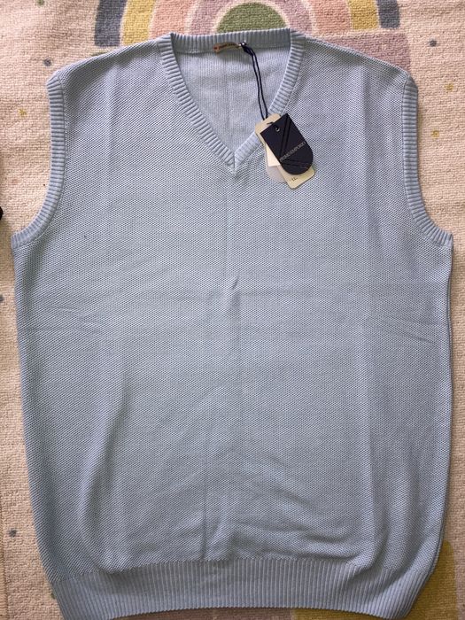 Чоловіча безрукавка Італія нова!!!