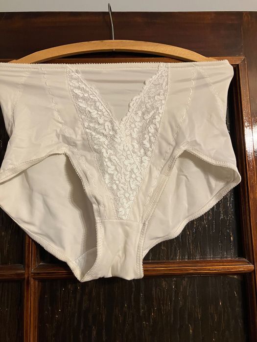 Majtki korygujące XXL ecru mocne duże plus size