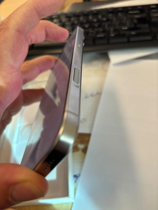Iphone 16 pro mac 256 gb bialy idealny