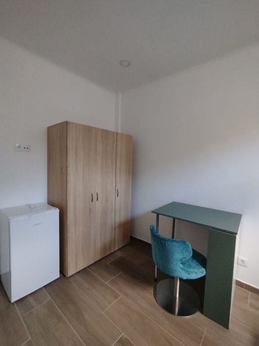 Alugo suite em Miratejo em casa sossegada