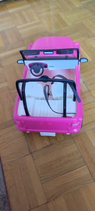 Samochód Barbie różowy