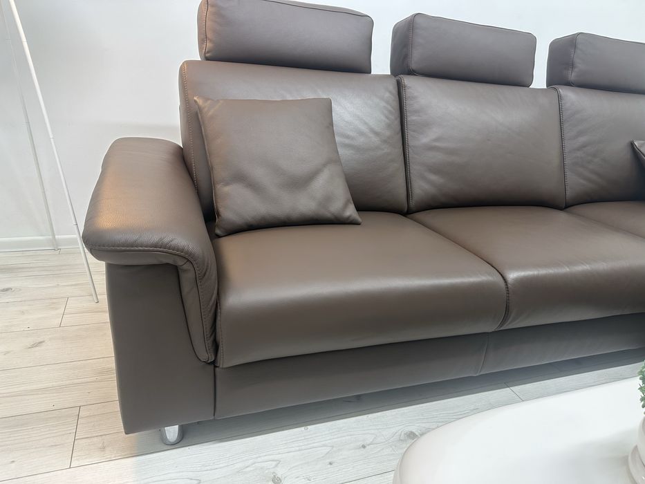 Розкладний,шкіряний з Європи