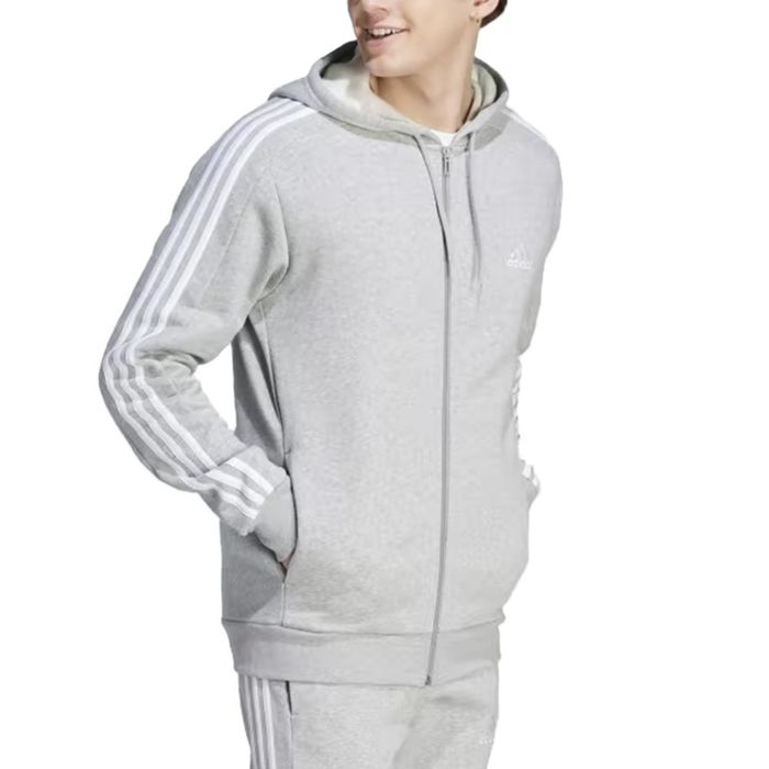 Костюм спортивный Adidas  на флисе р S смотрите замеры