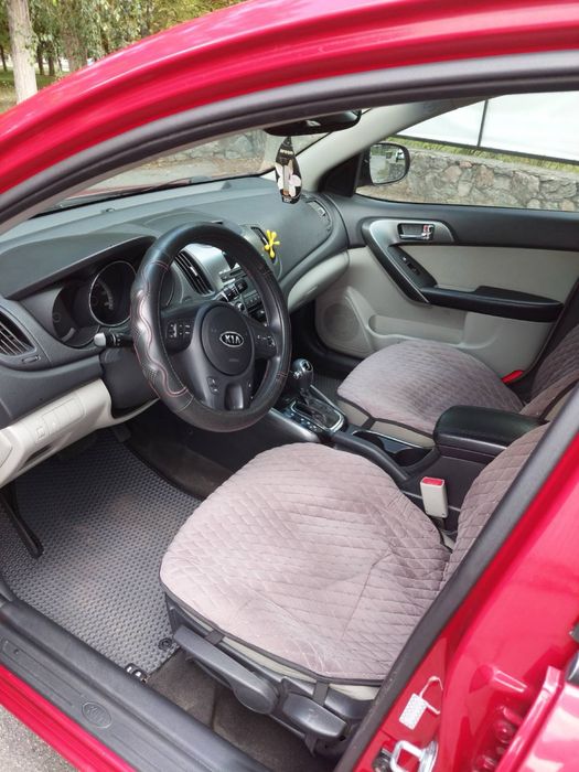 Kia Forte 2013 рік