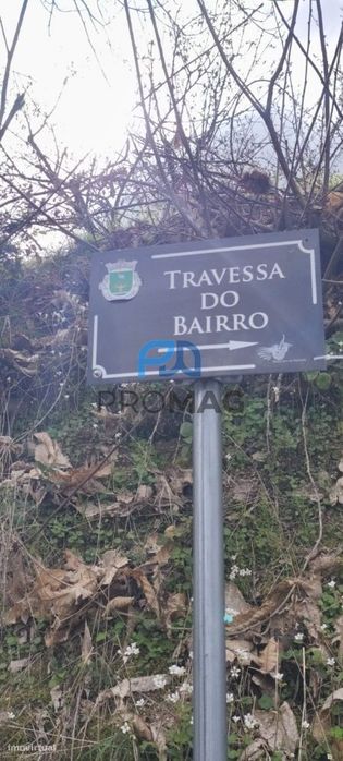 Terreno Urbanizável de 7959 m² com Armazém