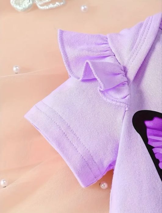 Продам костюмчик для дівчинки