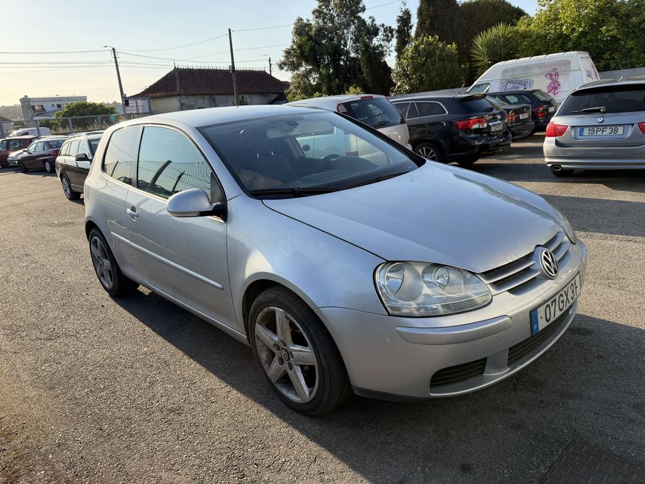 VW Golf V 5Lugares 1.9TDi 105CV