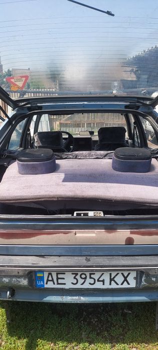 Продам Renault 11  бензин