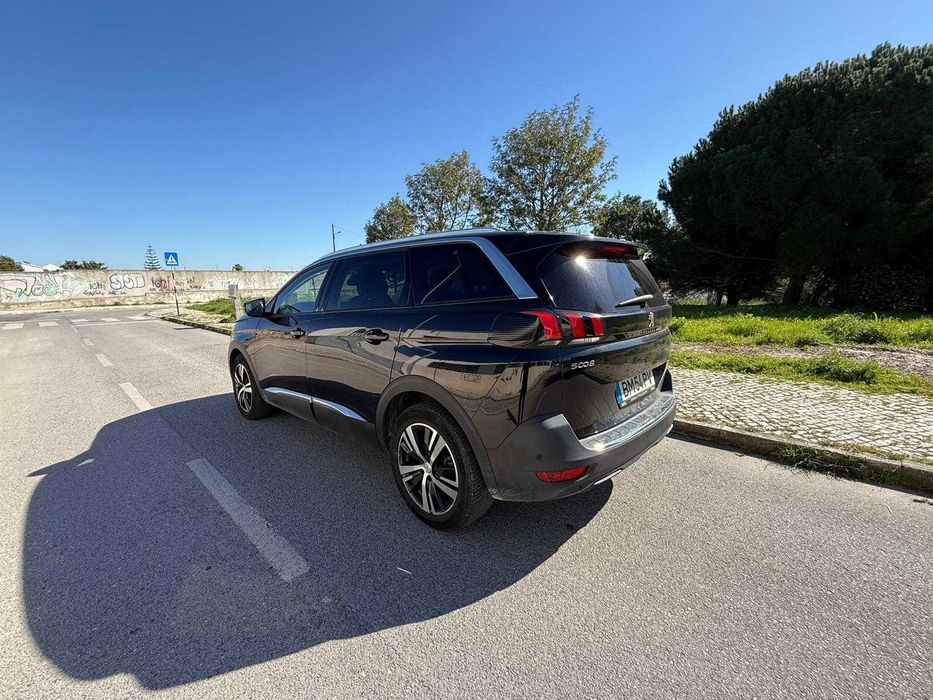 BlueHDI 130 EAT8 Allure Business / 2020/08 / 140.000km