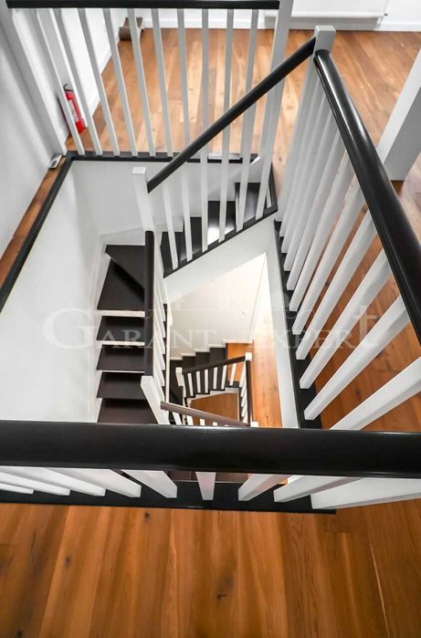 Стильний таун 150 м кв З РЕМОНТОМ В КМ.ЗРУЧНИЙ виїзд у Київ