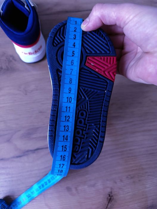 Дитячі кросівки Adidas, оригінал