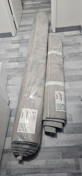 Sala Completa Moderna | Aparador + Mesa Vidro + 6 Cadeiras + Sofá + Lareira Elétrica + 2 Carpetes | 1.440€