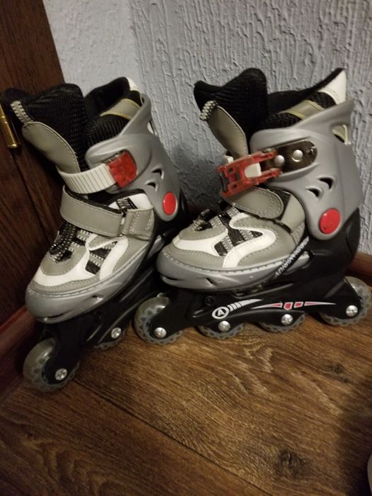 Ролики и шлем для девочки.