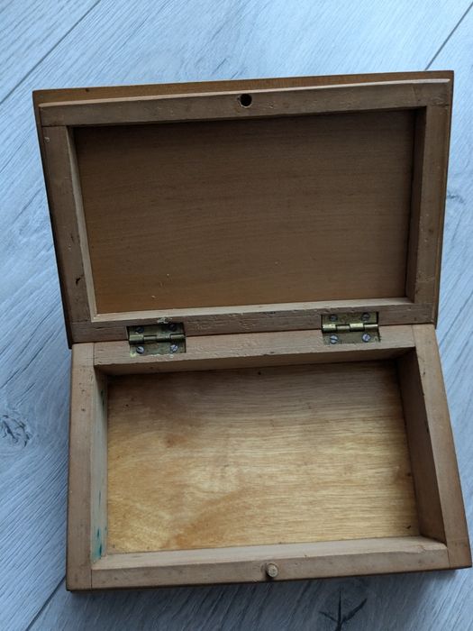 Скринька шкатулка деревяна
